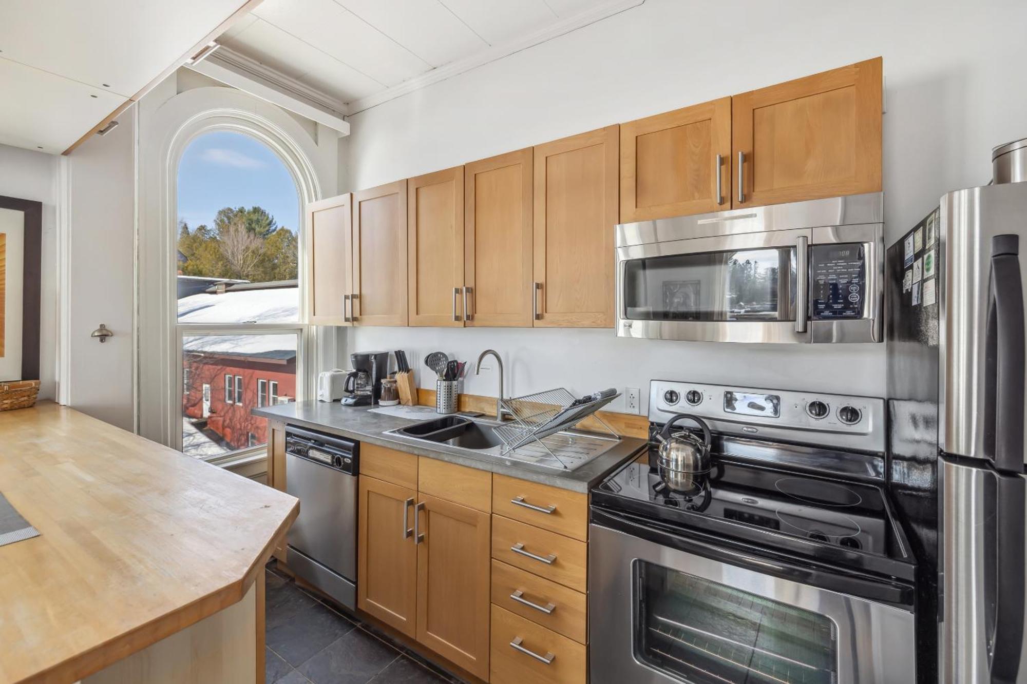 The Haus On Mirror Lake Lake Placid Room photo